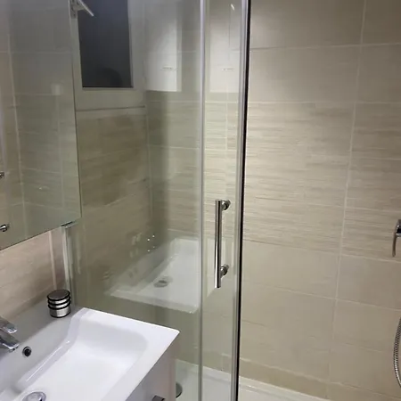 Terrasse Proche Appartement *